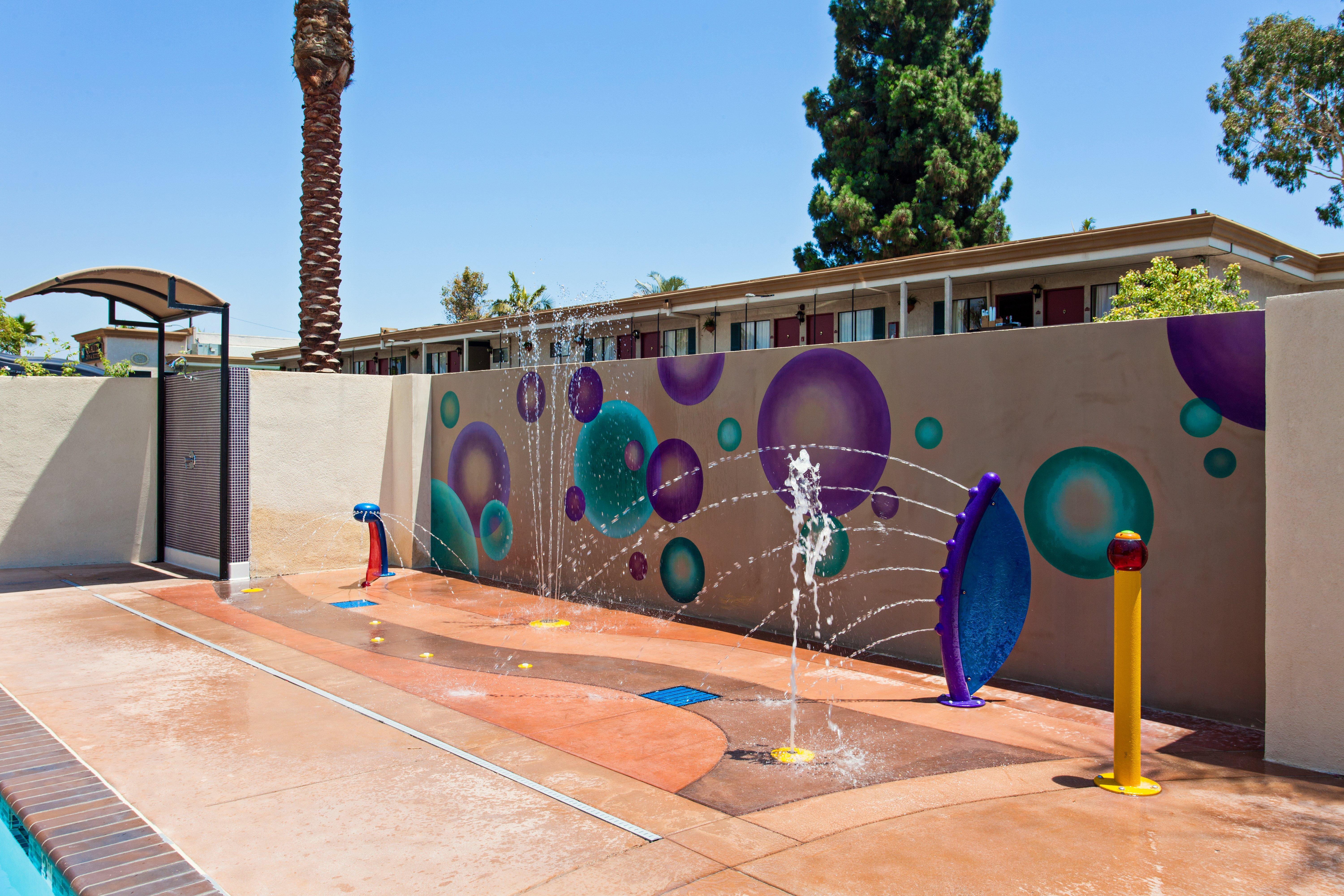 Holiday Inn Express&Suites Anaheim Resort Area, an IHG Hotel Exterior foto